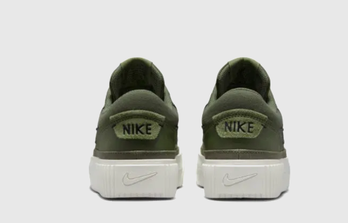 Nike Court Legacy Lift