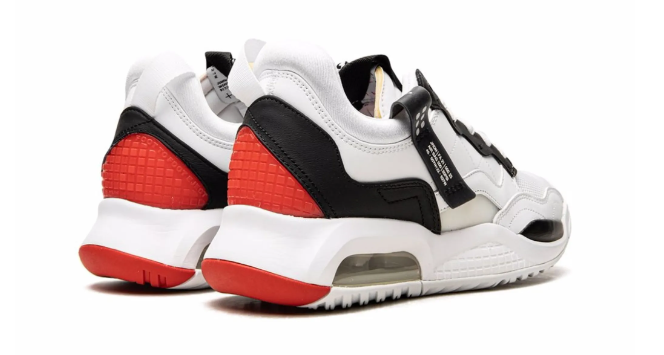 Jordan MA2 sneakers