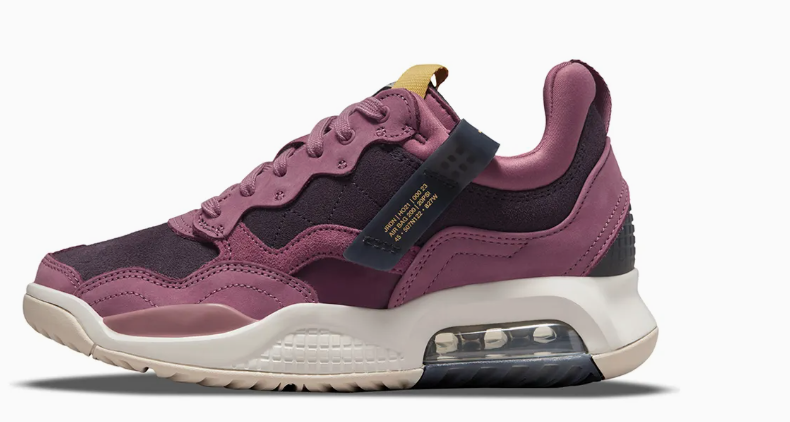 Tênis Jordan MA2 Feminino