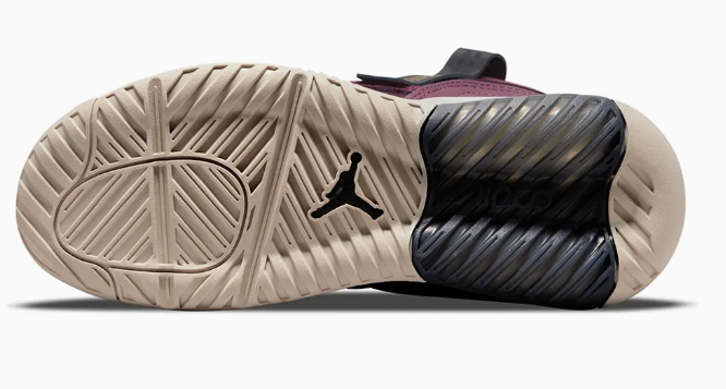 Tênis Jordan MA2 Feminino