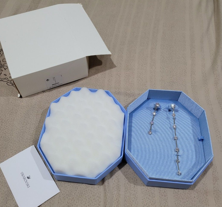 Anting anting Swarovski