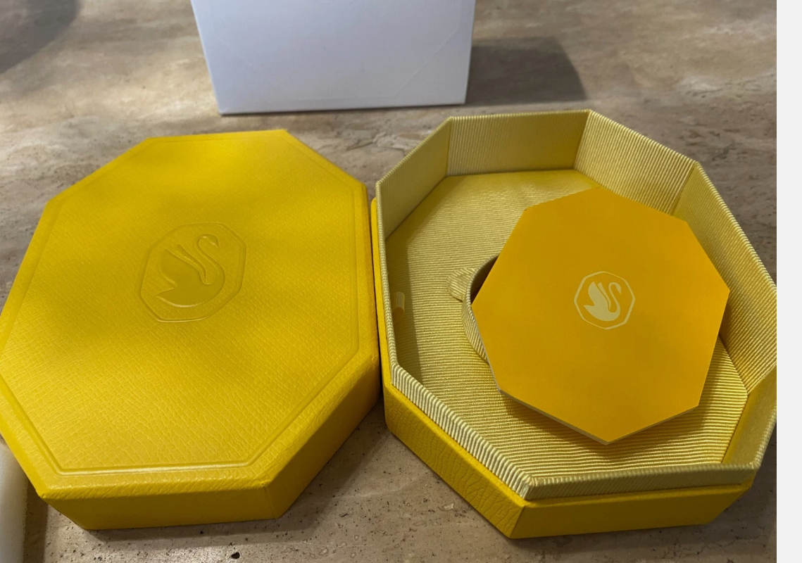 BNIB SWAROVSKI Letra Bracelet Star White Gold plated